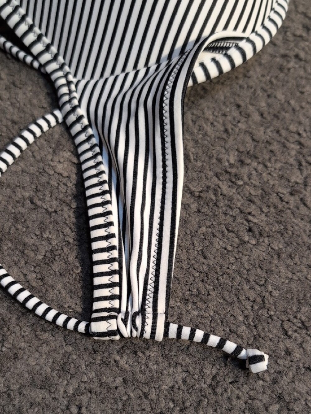 Victoria's Secret Black & White Striped Halter Bikini Top - Picture 5 of 10